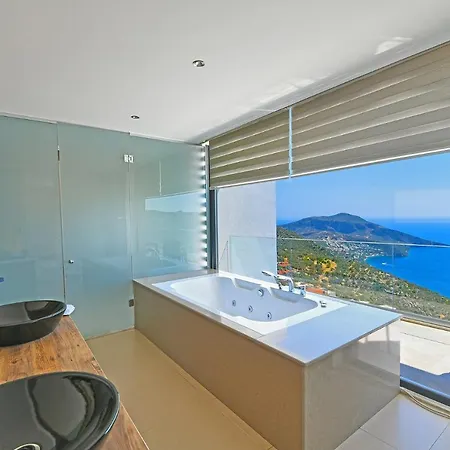 Lacivert Villa Kalkan