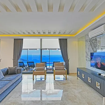 Lacivert Villa Kalkan