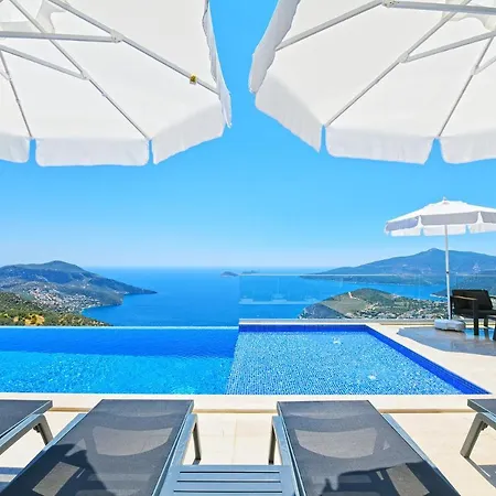 Lacivert Vila Kalkan